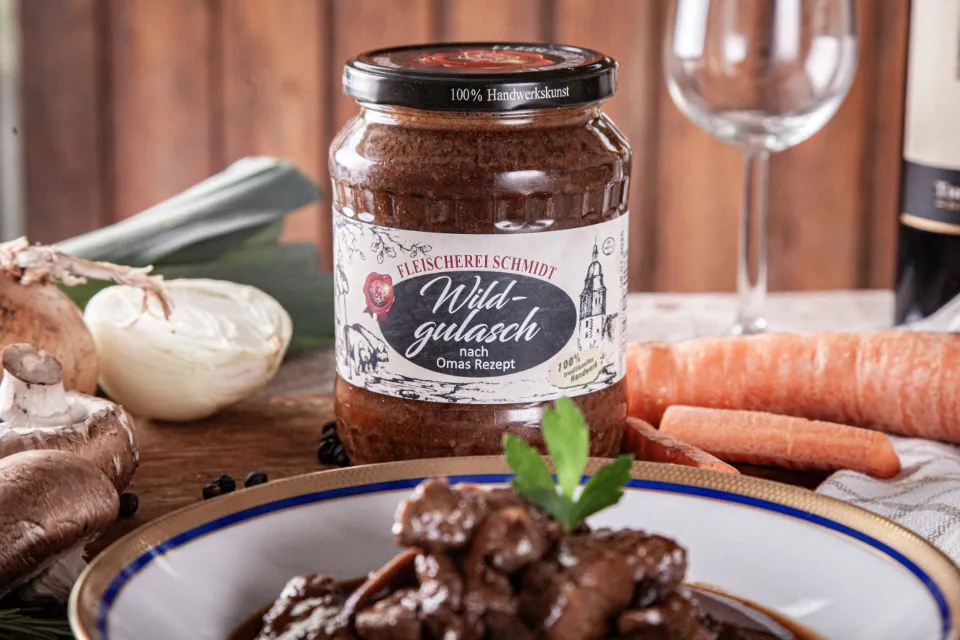 Wildgulasch nach Omas Rezept – Bild 3