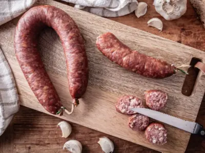 Alternative view of Schmidt´s Schweineknackmettwurst mit Knoblauch