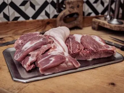 Schweinefleischabschnitte aus der Schulter S IV 70/30