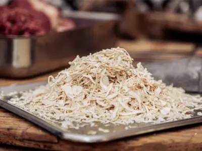 Zwiebeln (getrocknet, gekibbelt)